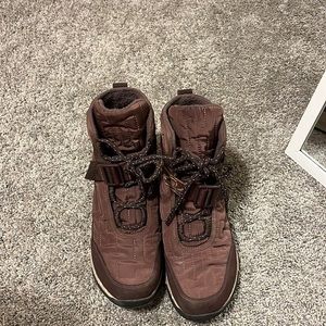 Womens winter boots